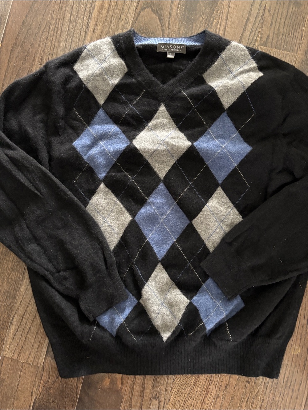 Giasone cashmere argyle sweater, black w/blue/gray pattern, small vneck, size L